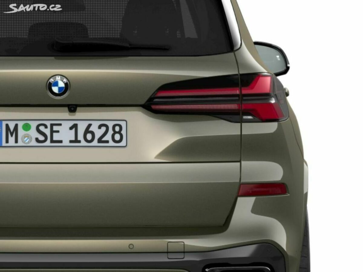 Fotografie vozu - klik pro zvětšení