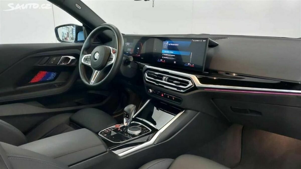 Fotografie vozu - klik pro zvětšení