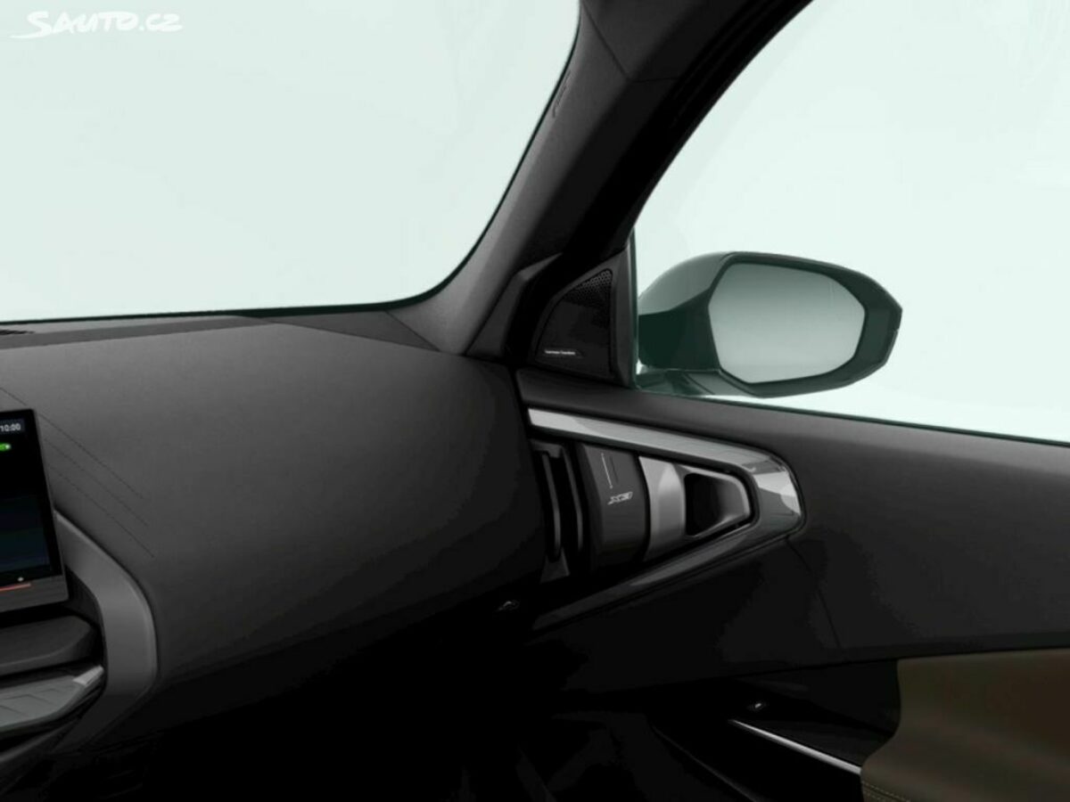 Fotografie vozu - klik pro zvětšení