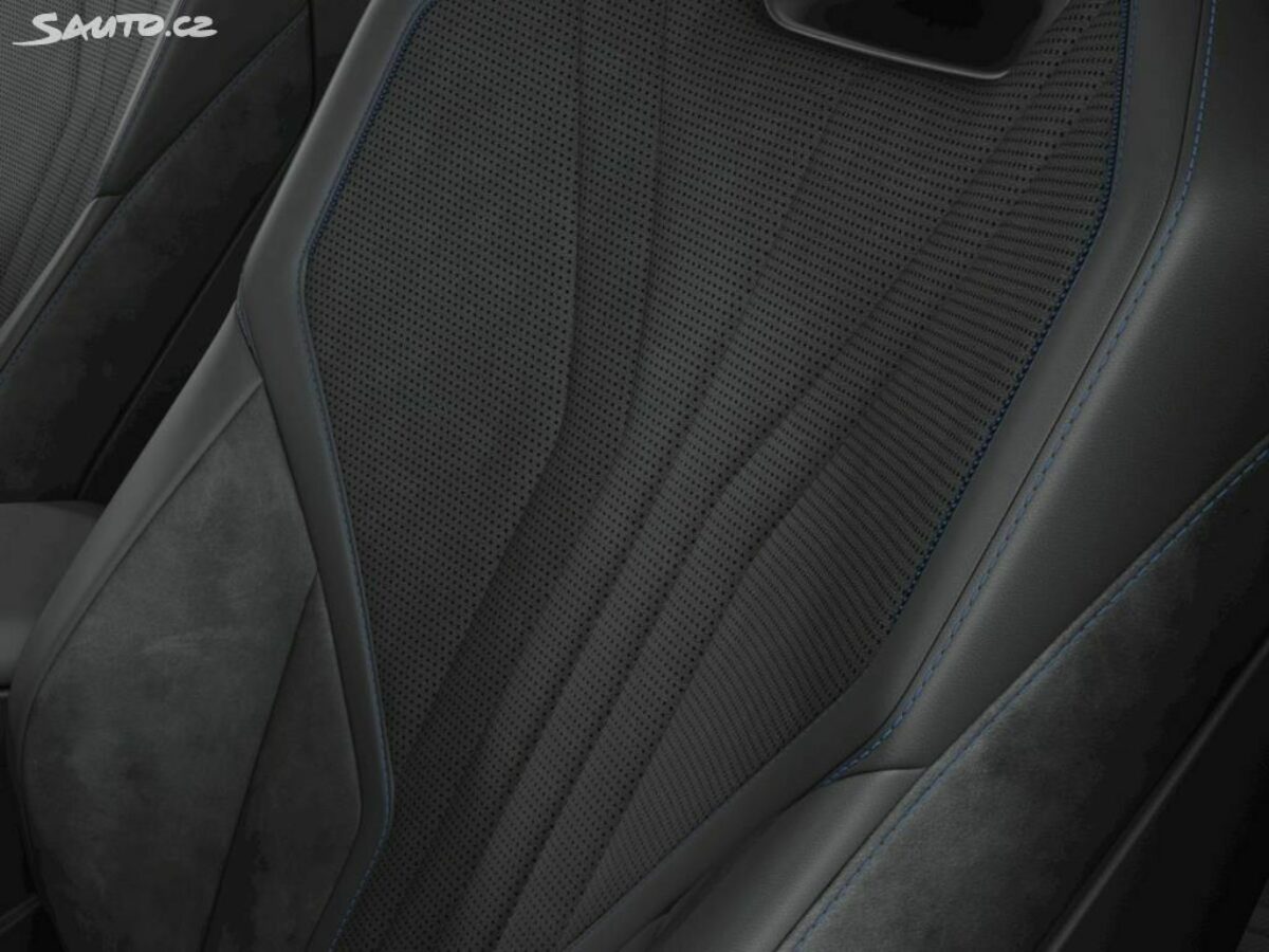 Fotografie vozu - klik pro zvětšení