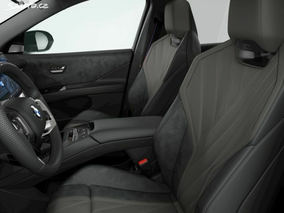 Fotografie vozu - klik pro zvětšení