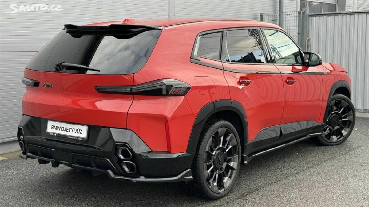 Fotografie vozu - klik pro zvětšení