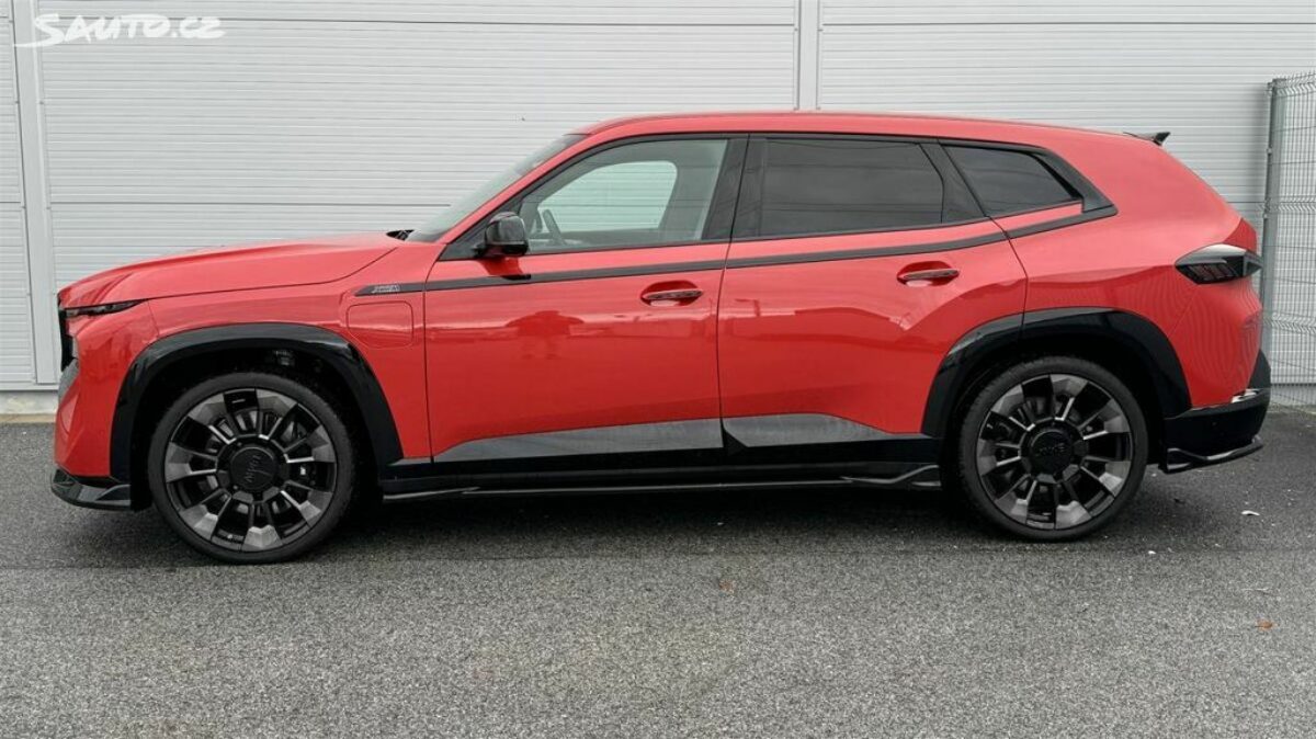 Fotografie vozu - klik pro zvětšení