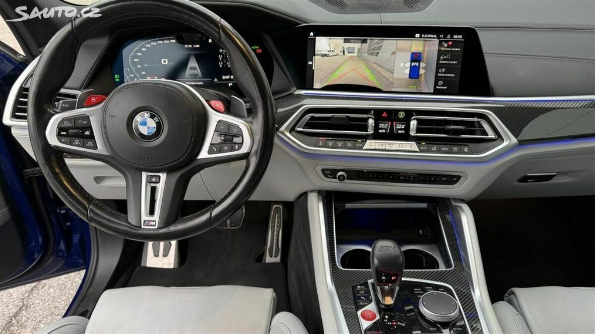 Fotografie vozu - klik pro zvětšení