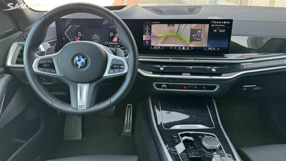 Fotografie vozu - klik pro zvětšení