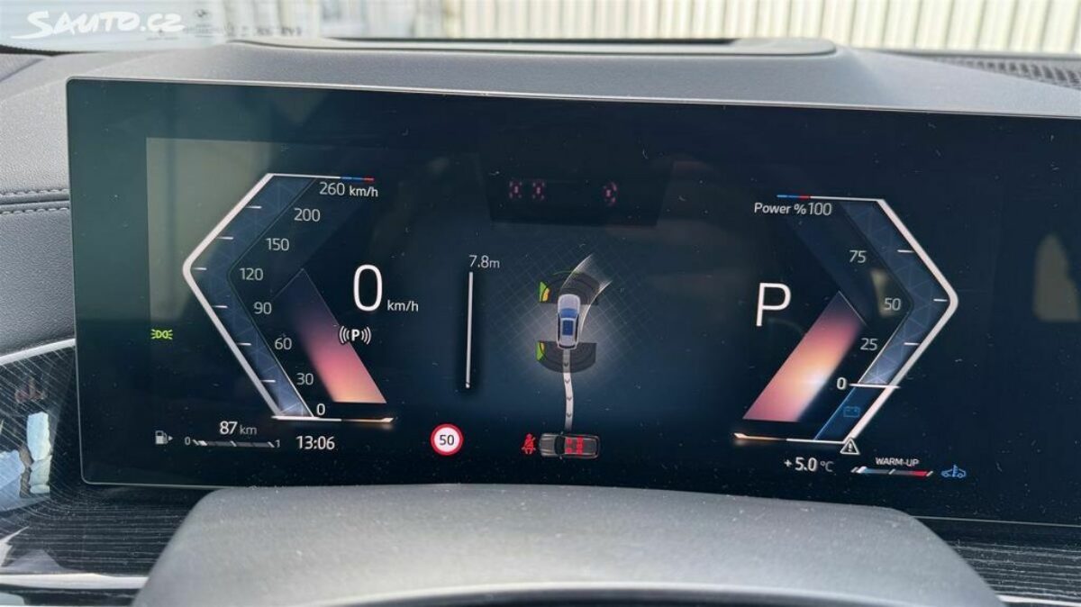 Fotografie vozu - klik pro zvětšení