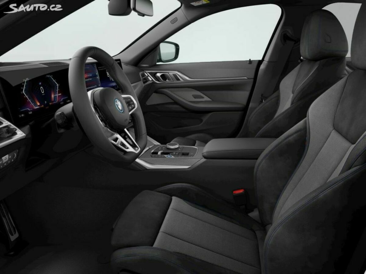 Fotografie vozu - klik pro zvětšení