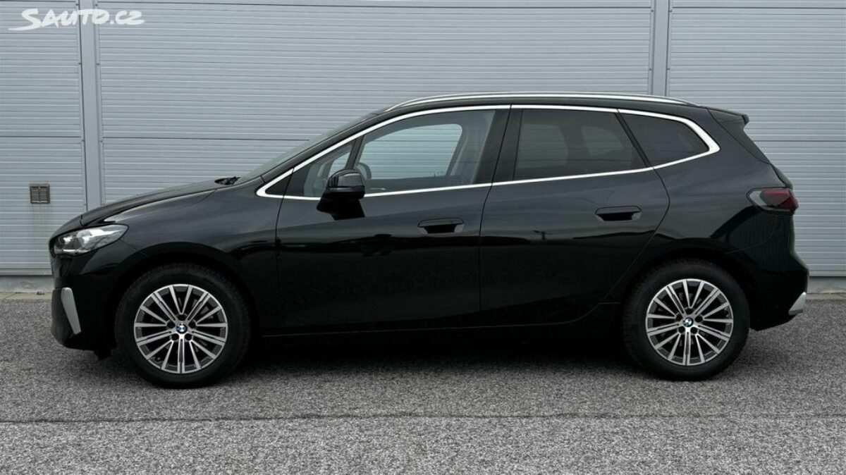 Fotografie vozu - klik pro zvětšení