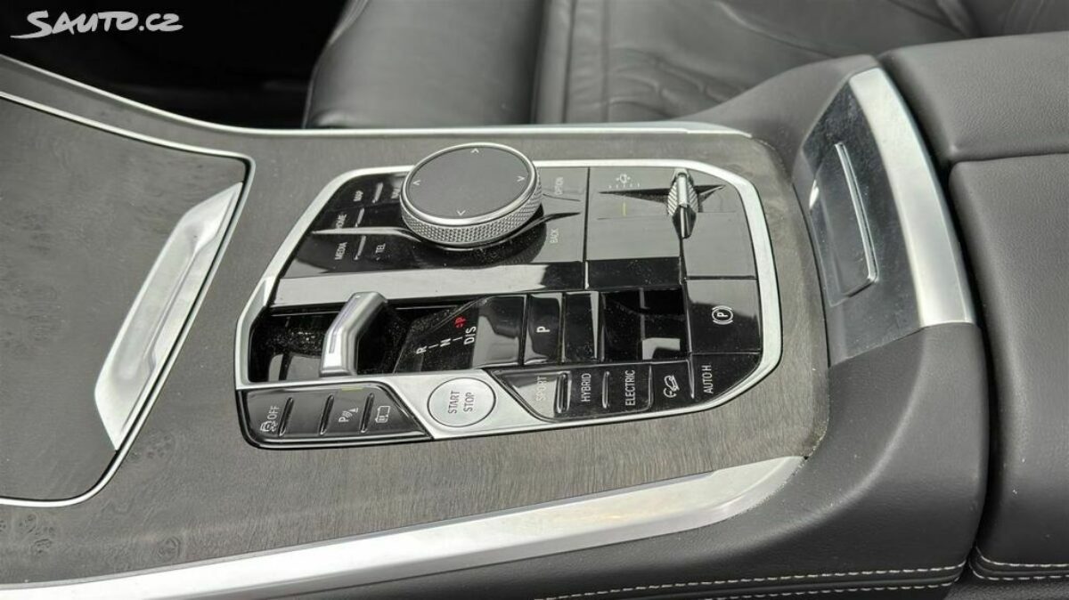 Fotografie vozu - klik pro zvětšení