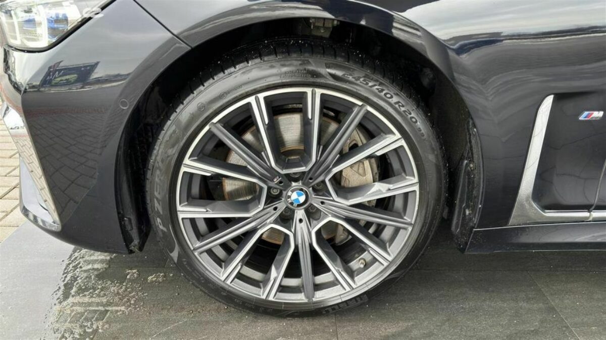 Fotografie vozu - klik pro zvětšení