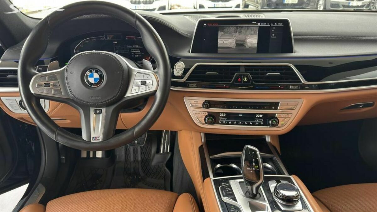 Fotografie vozu - klik pro zvětšení