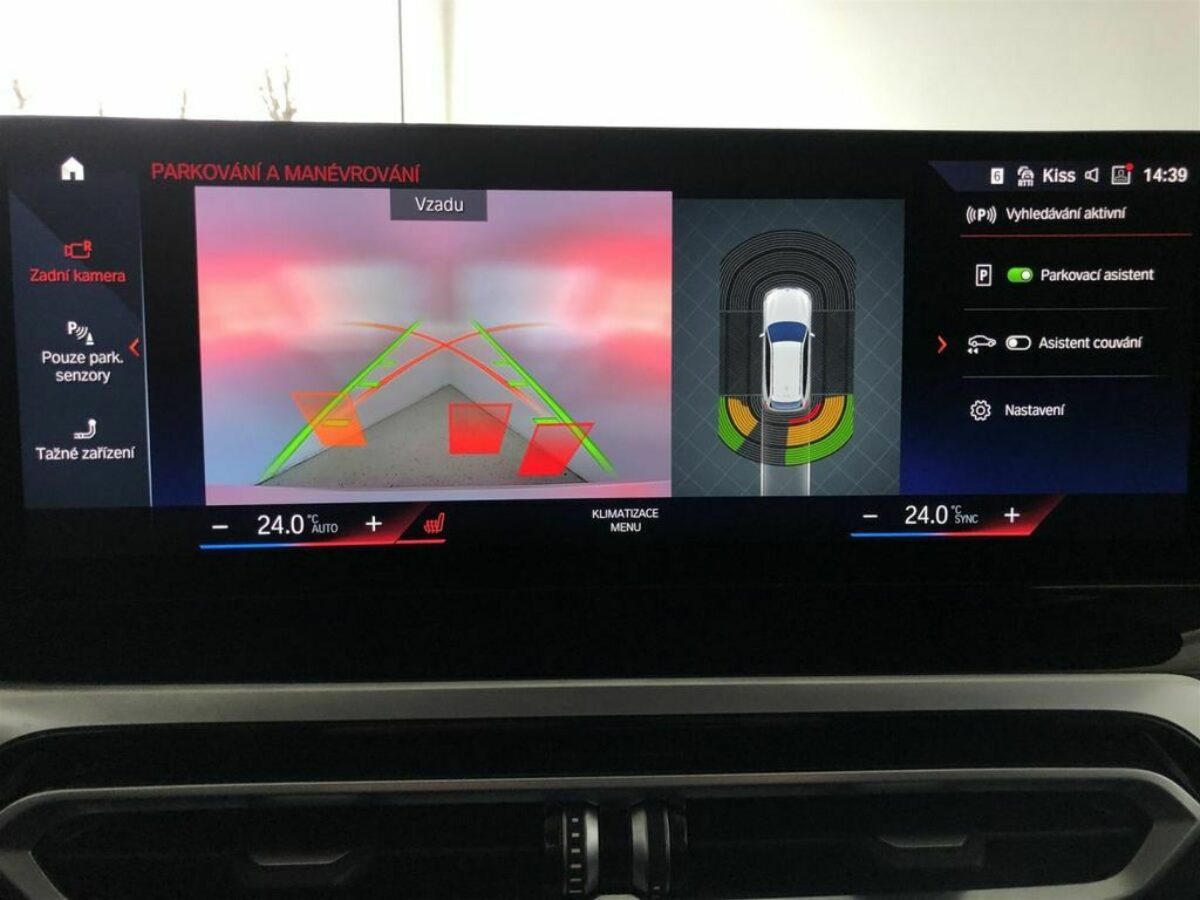 Fotografie vozu - klik pro zvětšení