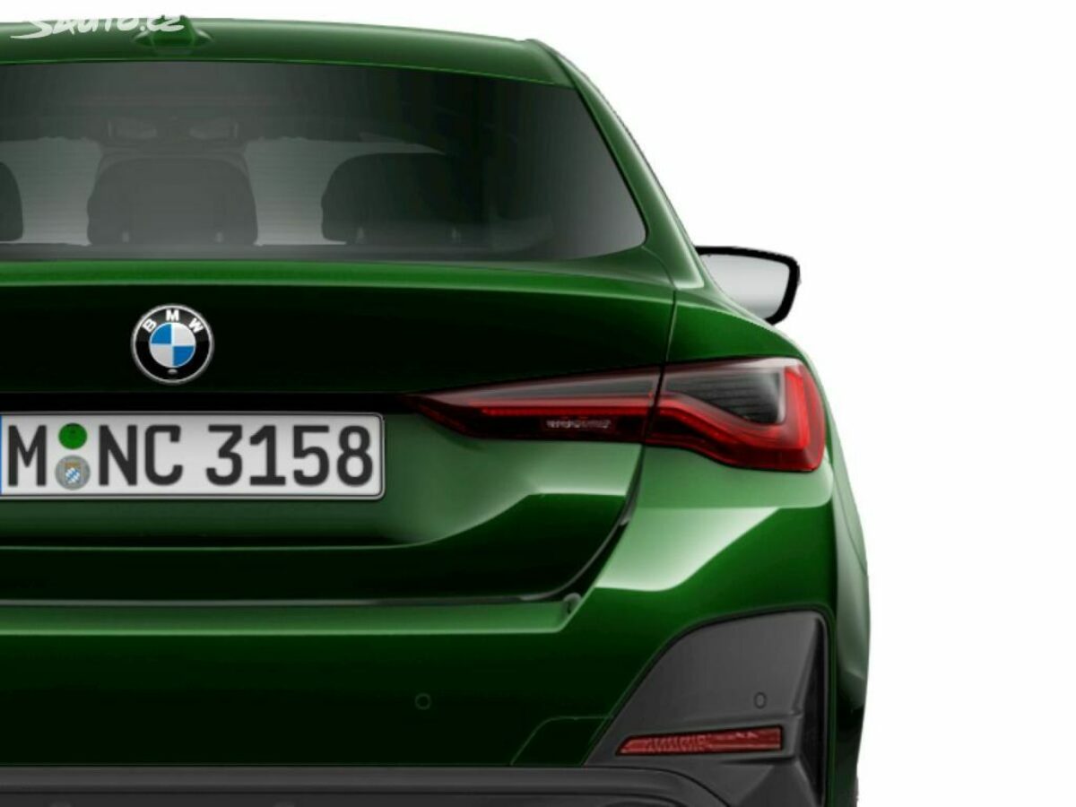 Fotografie vozu - klik pro zvětšení