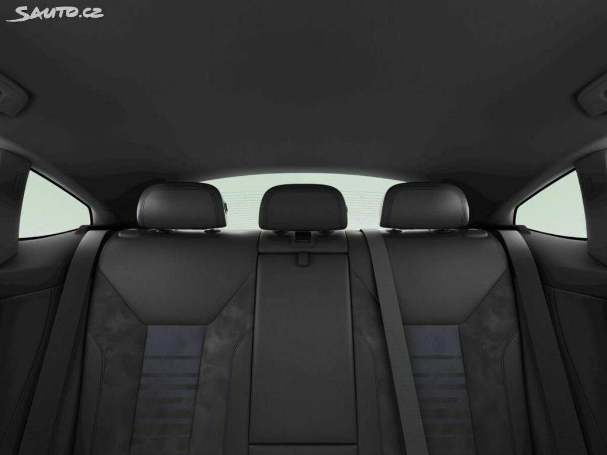 Fotografie vozu - klik pro zvětšení