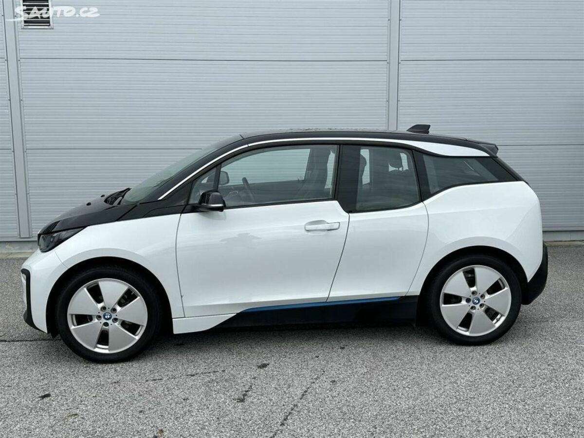 Fotografie vozu - klik pro zvětšení