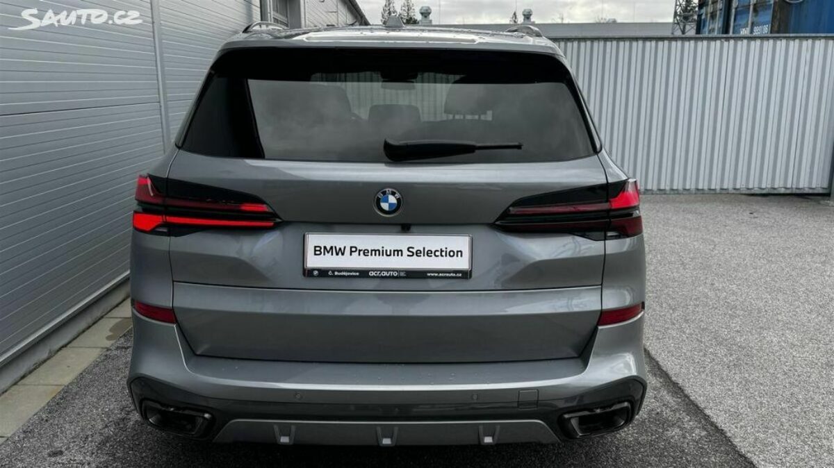 Fotografie vozu - klik pro zvětšení