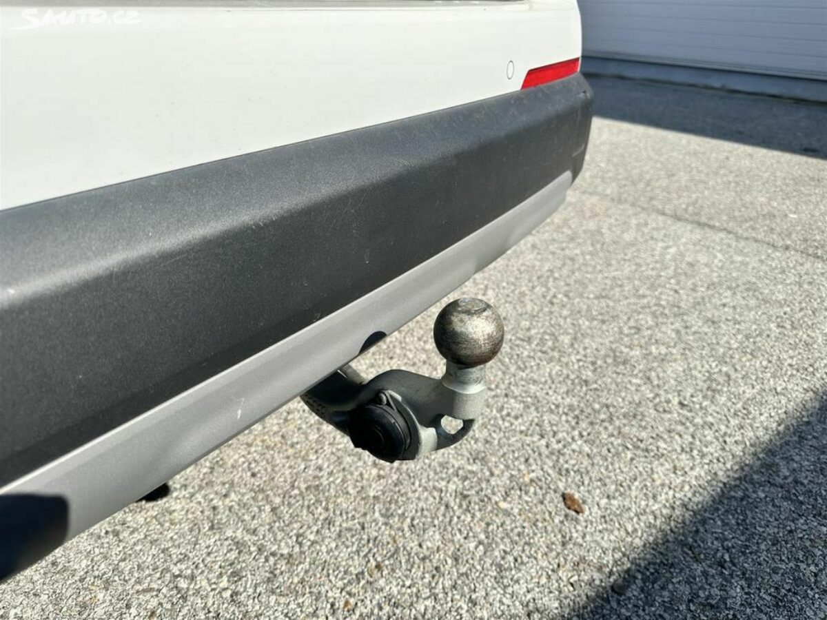 Fotografie vozu - klik pro zvětšení