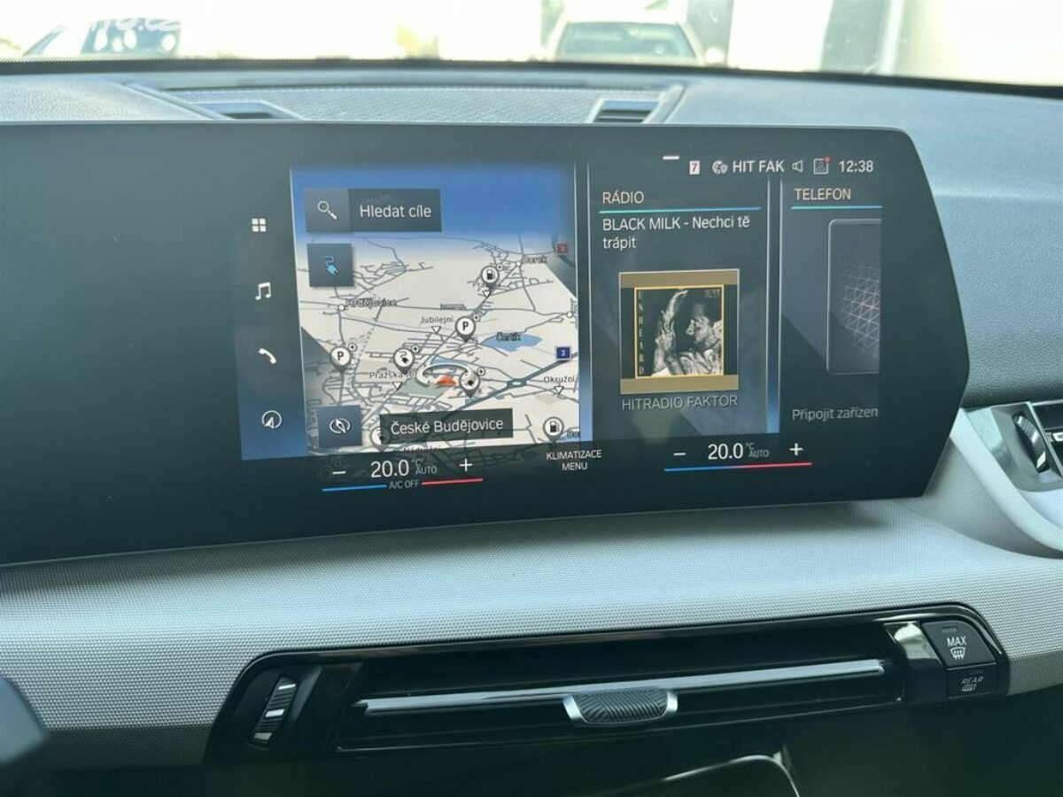 Fotografie vozu - klik pro zvětšení