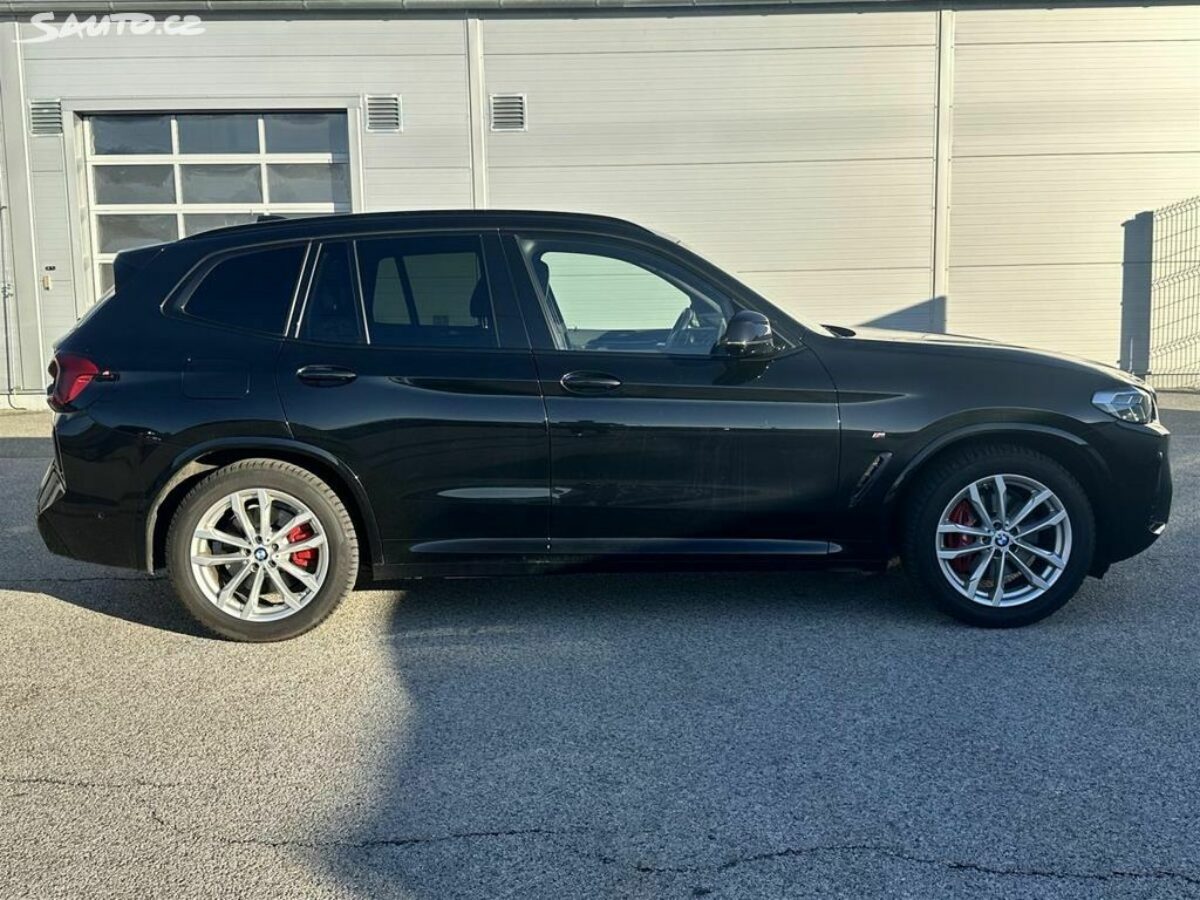 Fotografie vozu - klik pro zvětšení