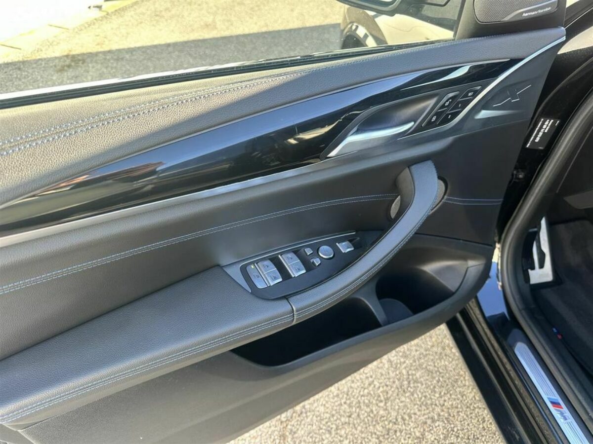 Fotografie vozu - klik pro zvětšení