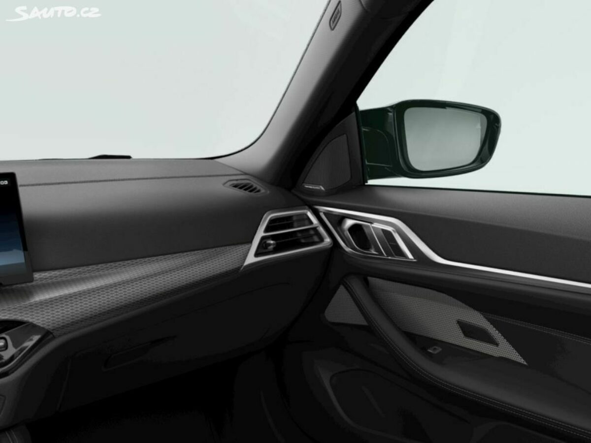 Fotografie vozu - klik pro zvětšení