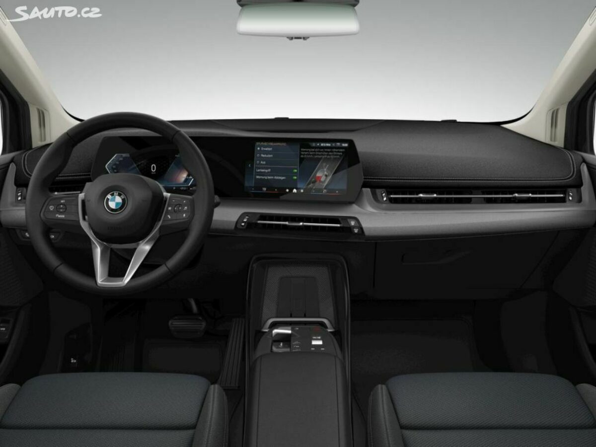 Fotografie vozu - klik pro zvětšení