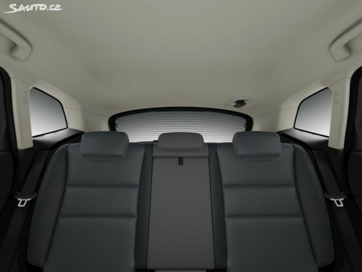 Fotografie vozu - klik pro zvětšení