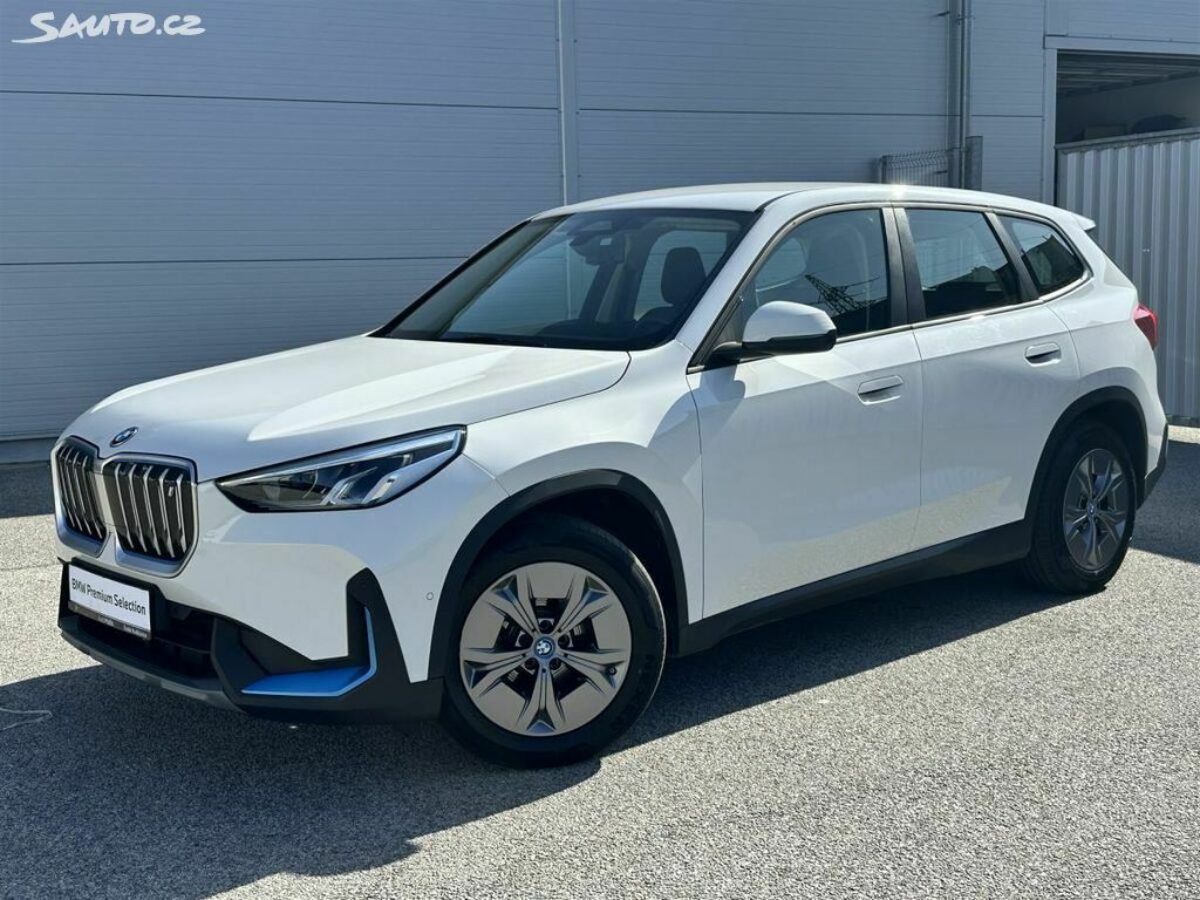 Fotografie vozu - klik pro zvětšení