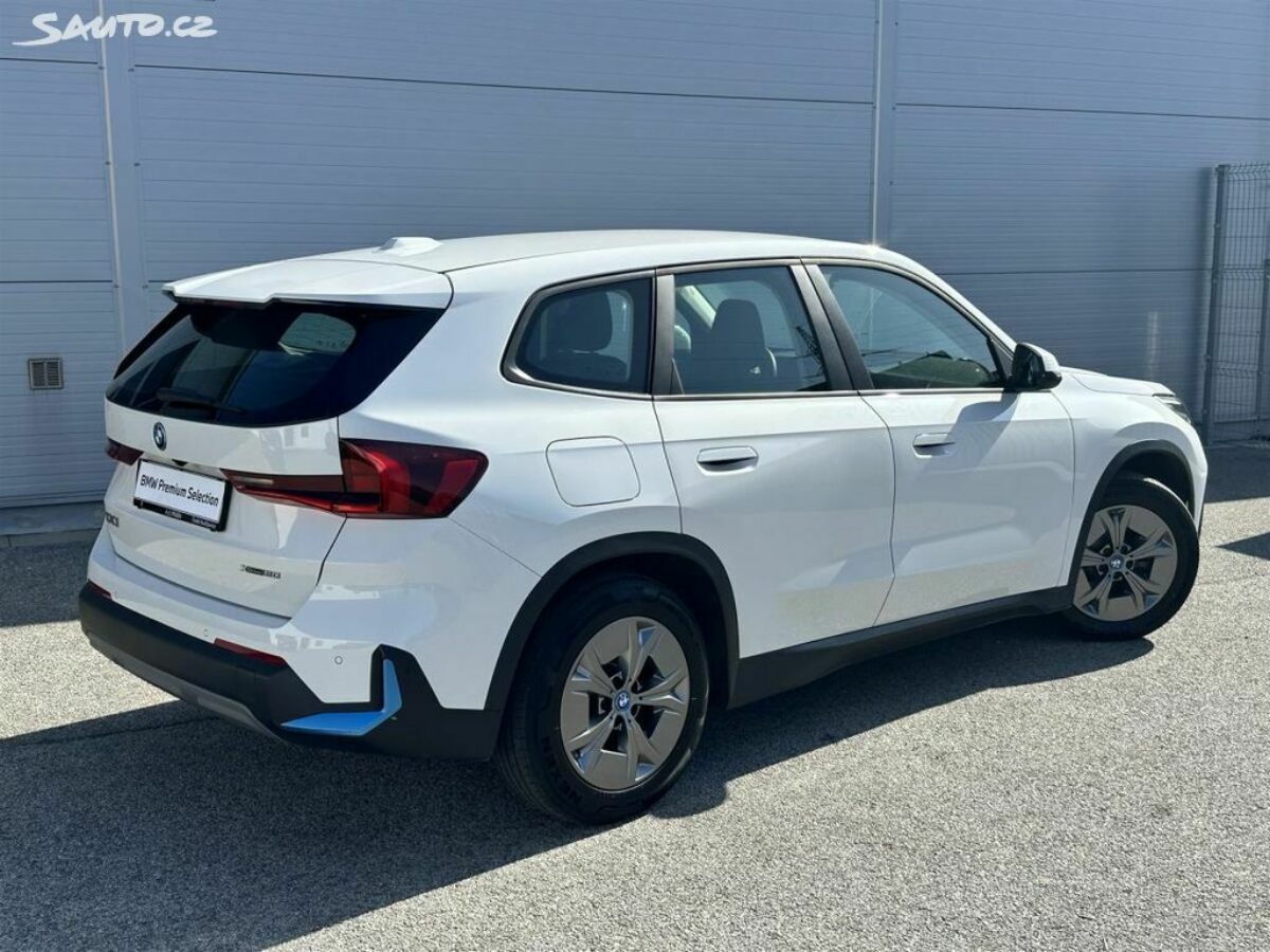 Fotografie vozu - klik pro zvětšení