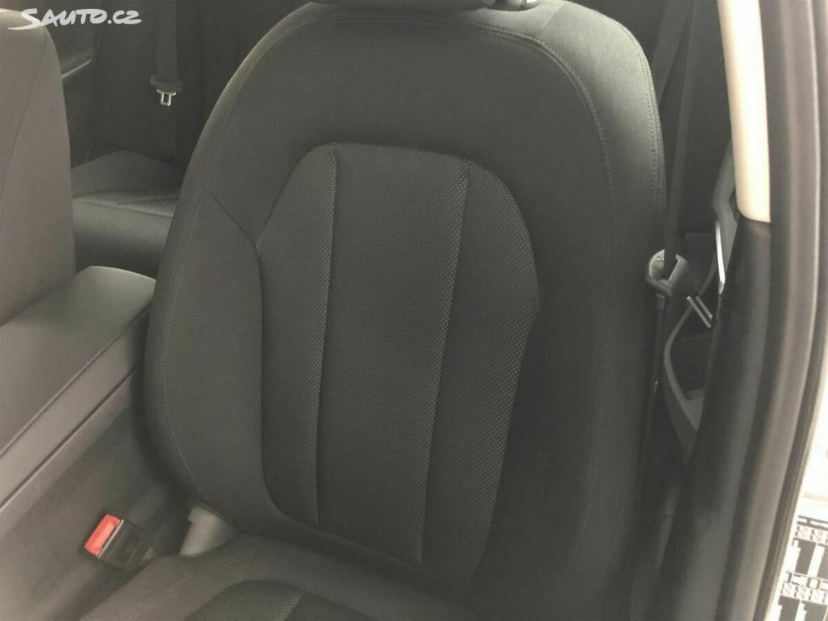 Fotografie vozu - klik pro zvětšení