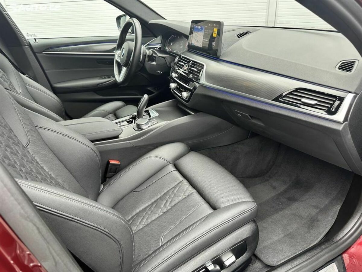 Fotografie vozu - klik pro zvětšení