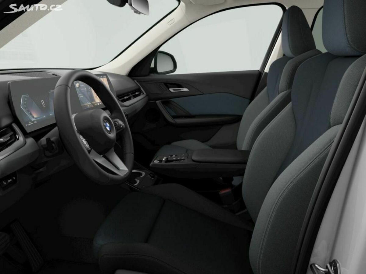 Fotografie vozu - klik pro zvětšení