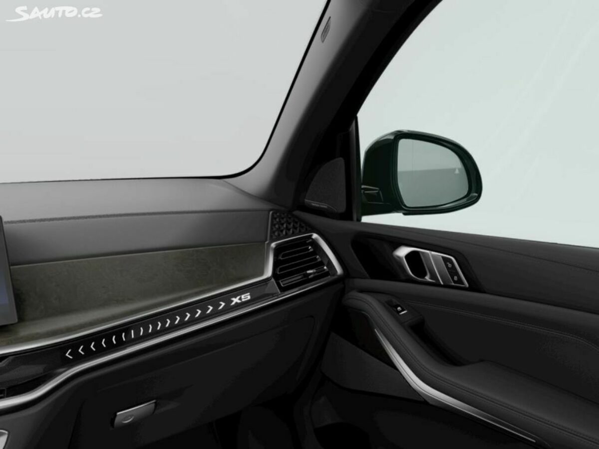 Fotografie vozu - klik pro zvětšení