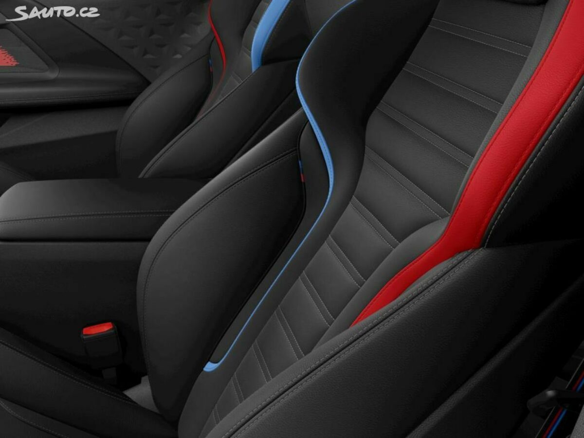 Fotografie vozu - klik pro zvětšení