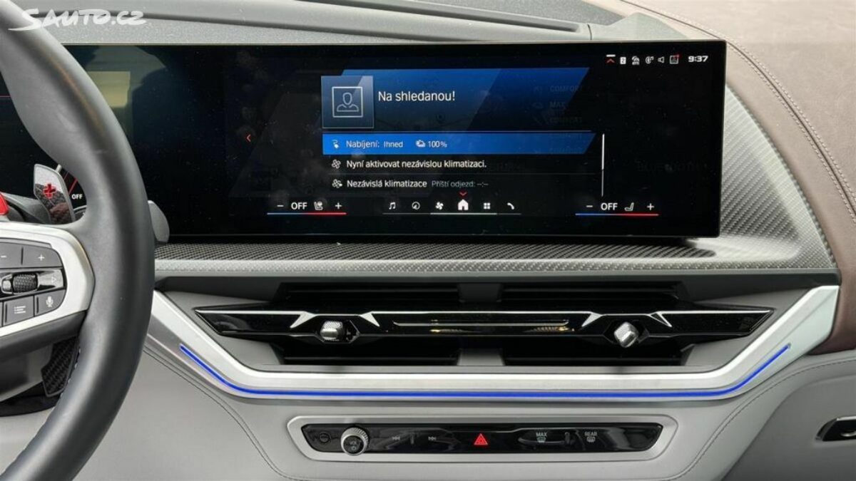 Fotografie vozu - klik pro zvětšení