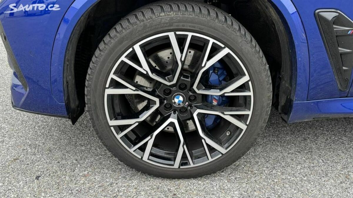 Fotografie vozu - klik pro zvětšení