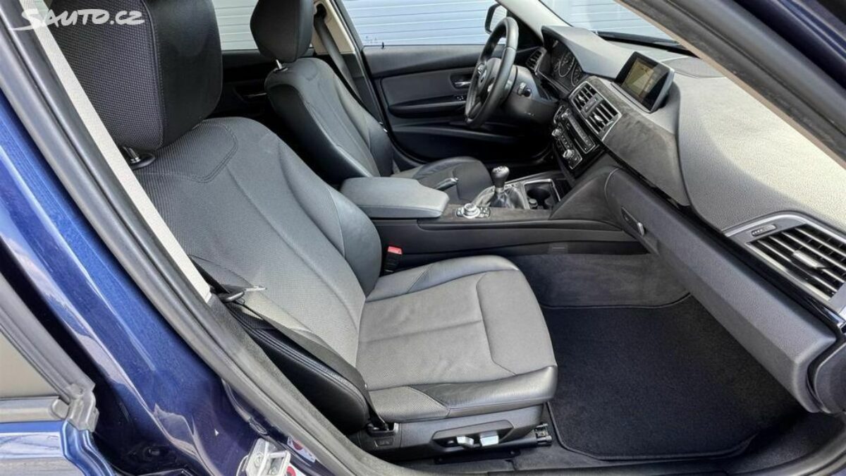 Fotografie vozu - klik pro zvětšení