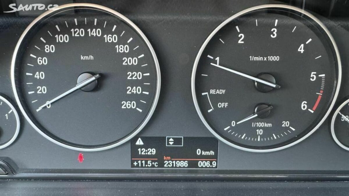 Fotografie vozu - klik pro zvětšení