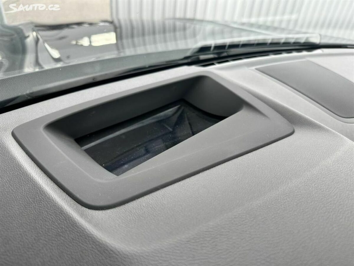 Fotografie vozu - klik pro zvětšení