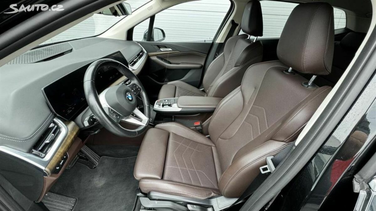 Fotografie vozu - klik pro zvětšení