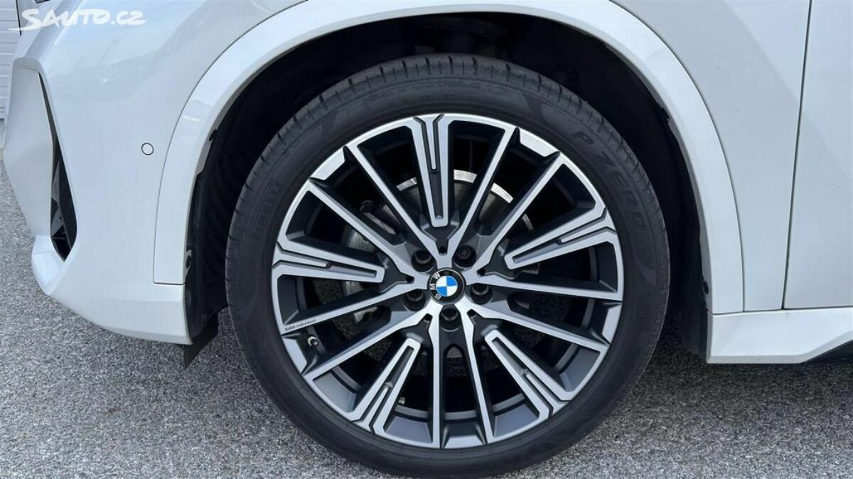 Fotografie vozu - klik pro zvětšení