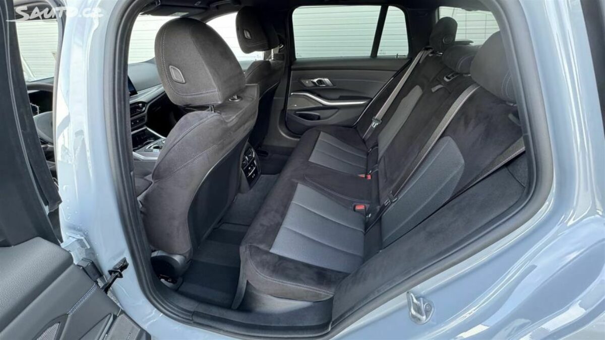 Fotografie vozu - klik pro zvětšení