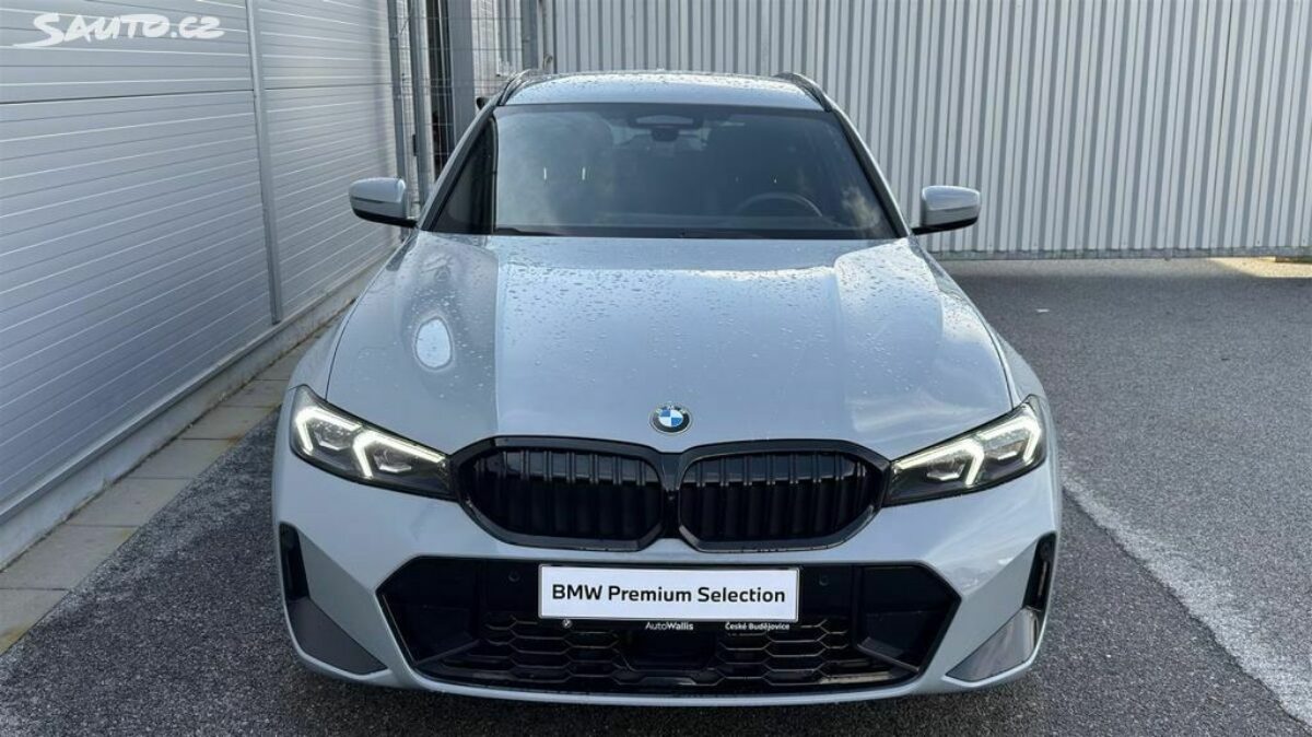 Fotografie vozu - klik pro zvětšení