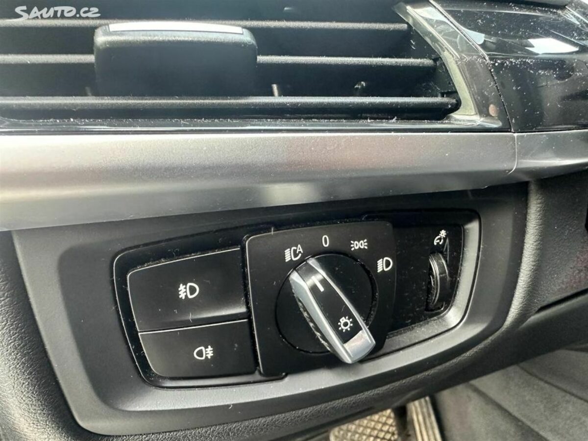 Fotografie vozu - klik pro zvětšení