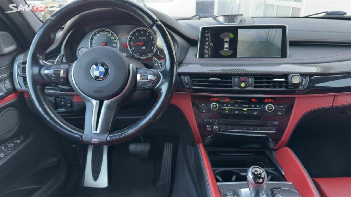 Fotografie vozu - klik pro zvětšení