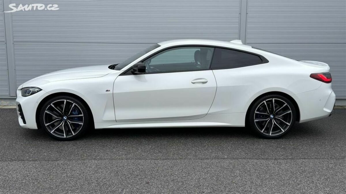 Fotografie vozu - klik pro zvětšení