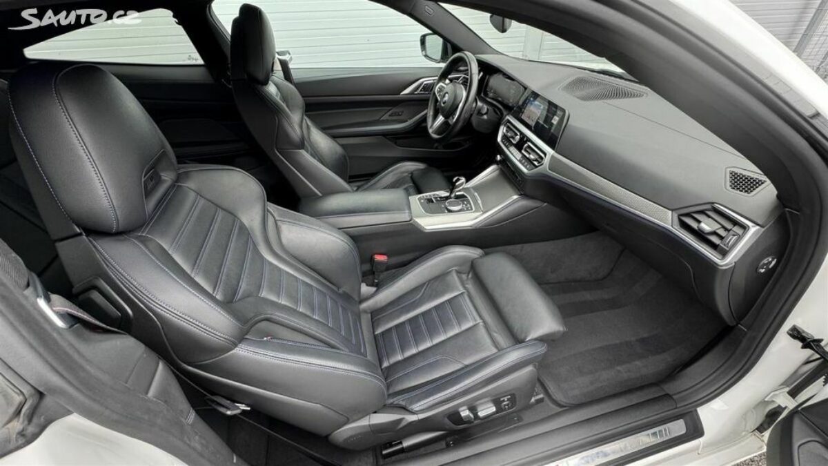 Fotografie vozu - klik pro zvětšení