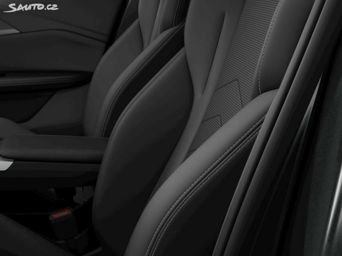 Fotografie vozu - klik pro zvětšení