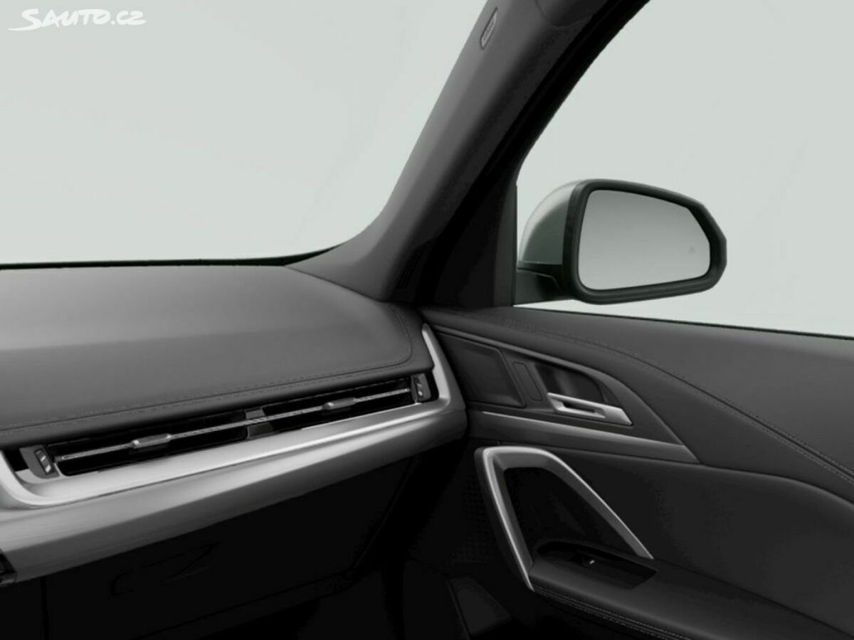 Fotografie vozu - klik pro zvětšení