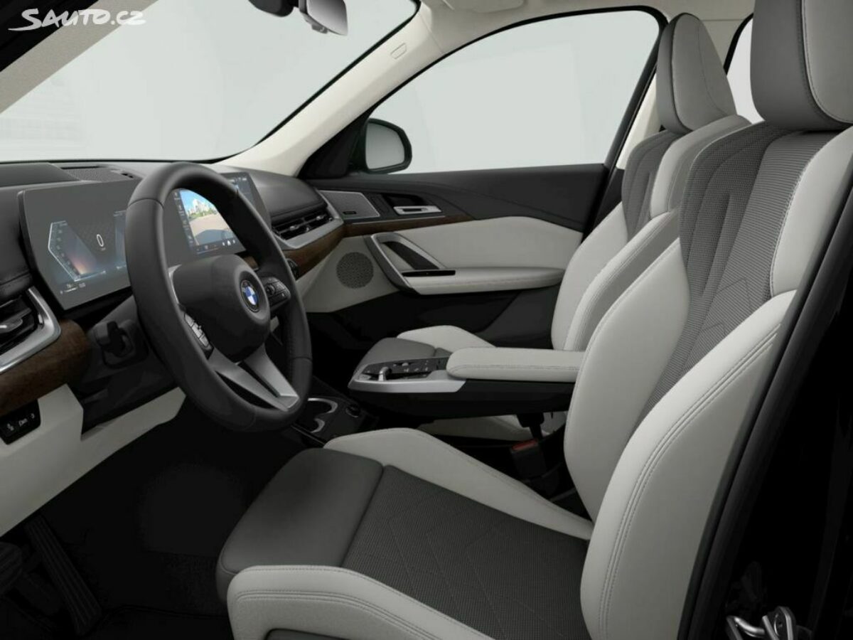 Fotografie vozu - klik pro zvětšení